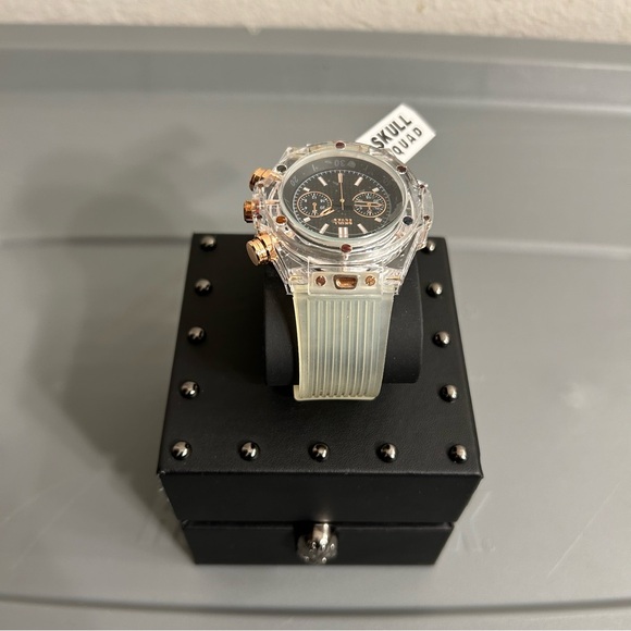 Brand New Watch - Picture 4 of 12